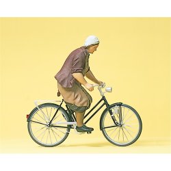 Preiser 45068 - G B&auml;uerin auf Fahrrad