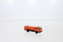 Brekina 71870 - LIAZ 706 Sprengwagen orange