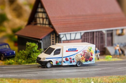 Faller 161610 - MB Sprinter bofrost* (HERPA)