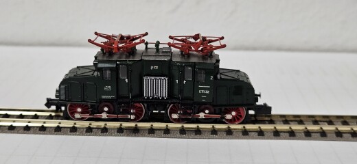Hobbytrain H2846 - Preu&szlig;ische E-Lok BR E71 32 DB, Ep.III