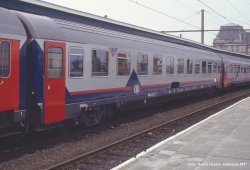 Piko 58542 - Personenwg. Eurofima 2. Kl. SNCB V