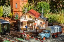 Pola 330877 - G Bahnw&auml;rterhaus