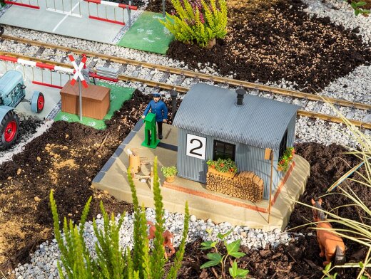 Faller  330878 - G Bahnw&auml;rterbude mit beweglicher Figur