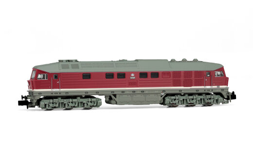 Arnold HN2600 - N DR, sechsachsige Diesellokomotive 142 002-5 in roter Farbgebung mit grauem Dach, Ep. IV