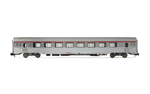 Arnold HN4442 - N SNCF, TEE A8u Reisezugwagen &bdquo;Cisalpin&quot;, Mailand - Paris, in silberner Lackierung, Ep. IV