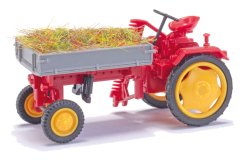 Busch 210005002 - Traktor RS09  m.Heu
