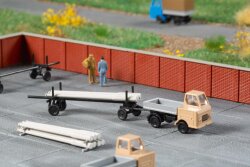 Auhagen 44658 - N Multicar M22 Pritsche mit La