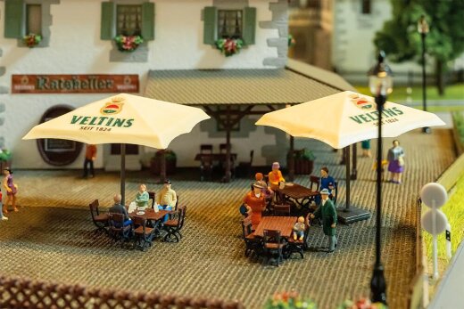 Faller 180437 - H0 Biergarten-Set Veltins