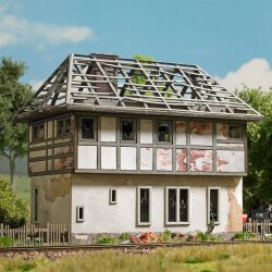 Busch 1949 - H0      Verwittertes Stellwerk