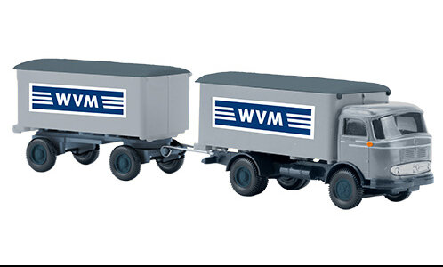 Brekina PMS 251582 - H0 Mercedes LP 321 Kofferlastzug Serie 800 WVM