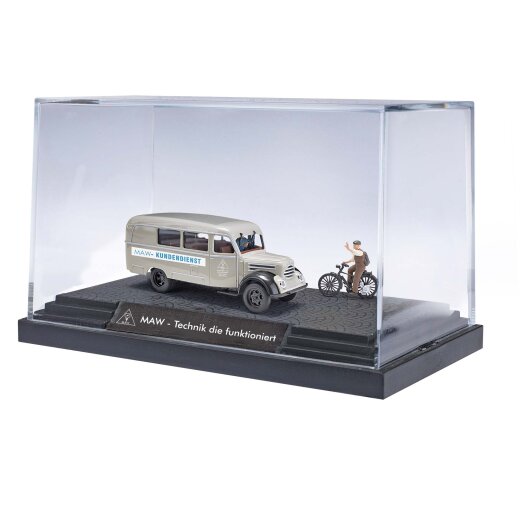 Busch 51854 - H0      Robur Garant K30, MAW + Fahradfahrer