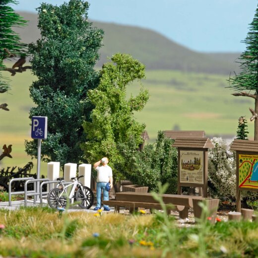 Busch 79824 - H0      Action Set: E-Biker Rast