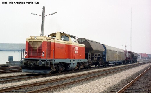 Piko 52102 - AC - Diesellok/Sound BR 211 VLTJ V + PluX22 Dec.