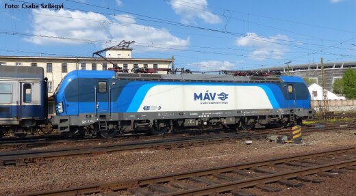 Piko 21758 - E- Lok Vectron MAV Start VI + DSS PluX22