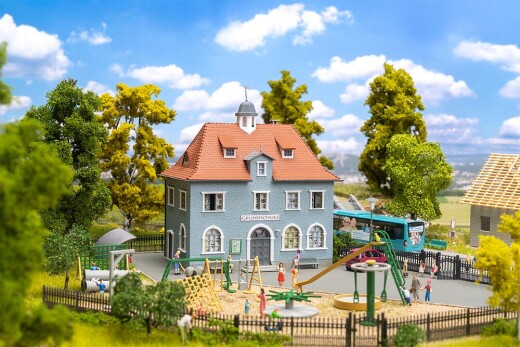 Faller 190087 - H0 Aktions-Set Schulbeginn