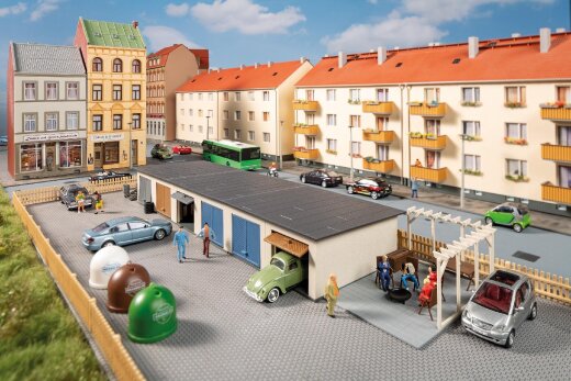 Auhagen 11484 - H0 Garagen mit Zubeh&ouml;r