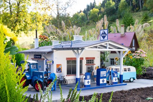 Faller  330821 - G Tankstelle mit Werkstatt