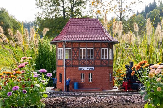 Faller  330883 - G Stellwerk mit Fachwerk