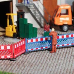 Busch 1109 - Schrankenzaun blau/rot H0