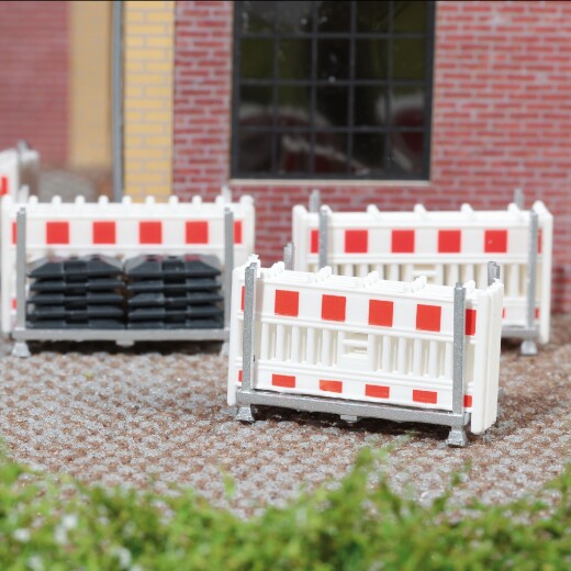 Busch 1866 - Transportgest./Z&auml;une H0