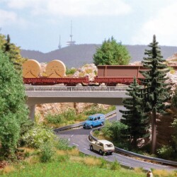 Busch 8152 - Stra&szlig;en&uuml;berf&uuml;hrung N