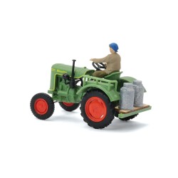 Busch 54154 - Fendt F15 mit B&auml;uerin