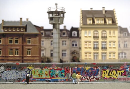 Busch 1016 - H0  TT    Betonmauer