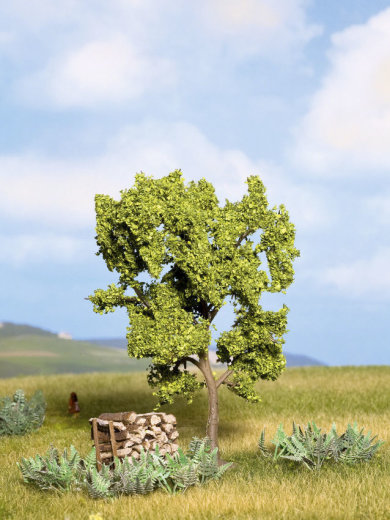 Noch 21600 - Birnbaum gr&uuml;n, 11,5 cm hoch